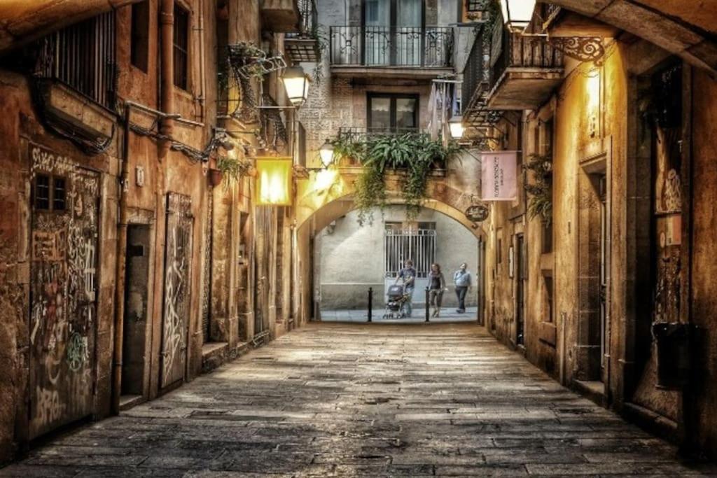 Top Location Apartment Barcelona Eksteriør bilde